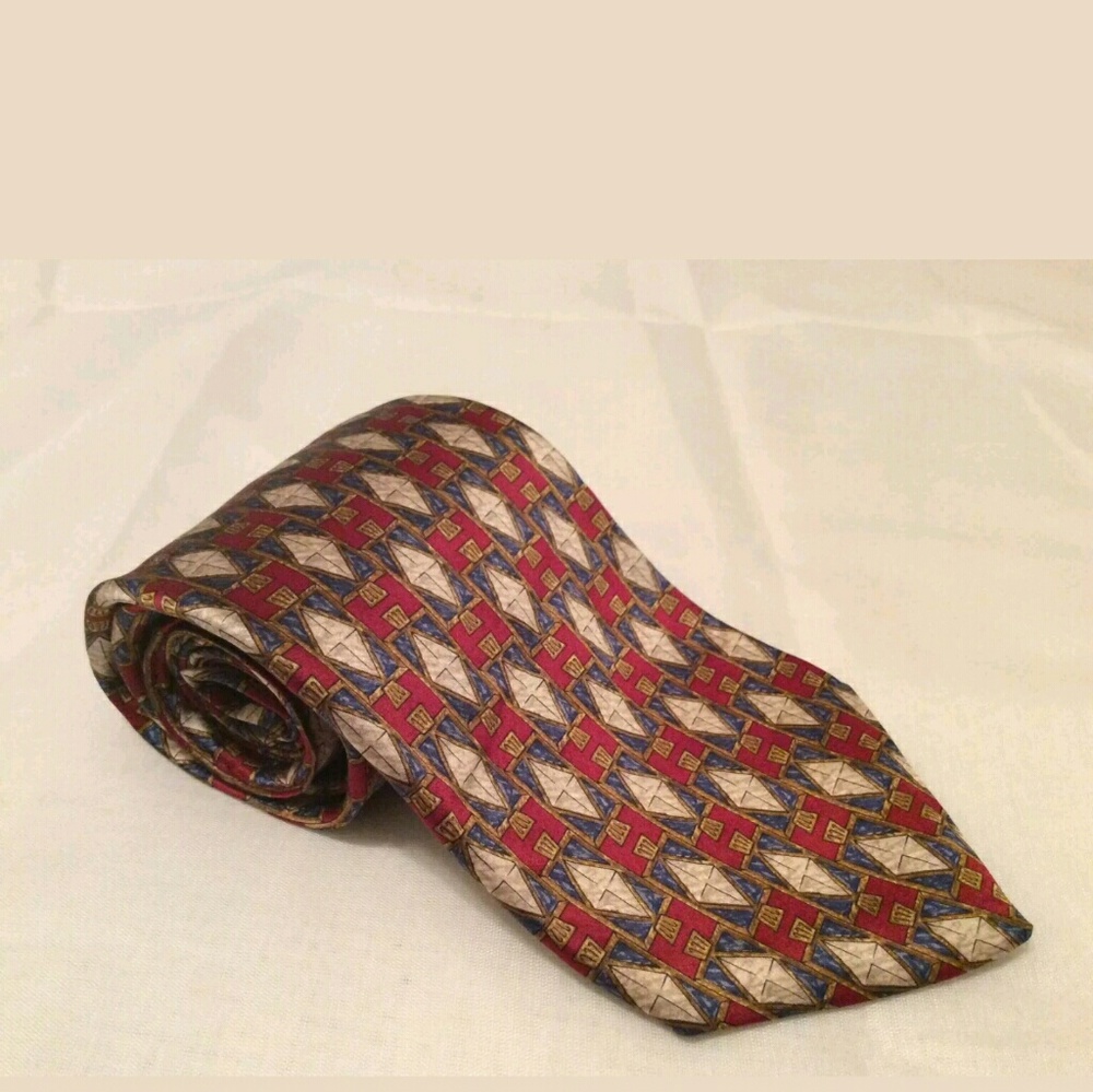 Countess Mara Tie Silk red gold blue geometric